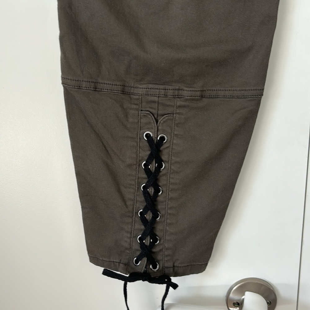 Lane Bryant Utility Twill Skinny Pant Lace-Back Stretch Black Olive Womens sz 18 - Picture 6 of 8